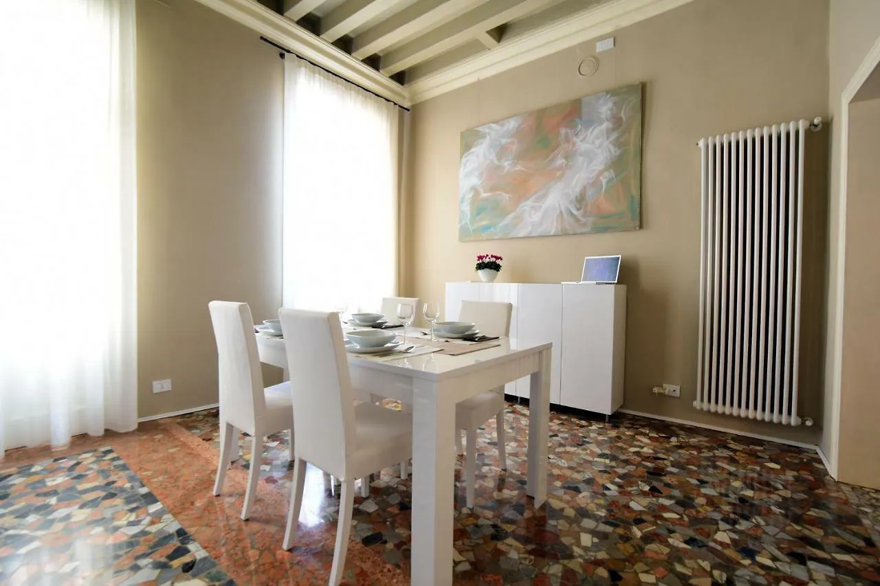 Studio In Casa Cogollo Vicenza Apartment